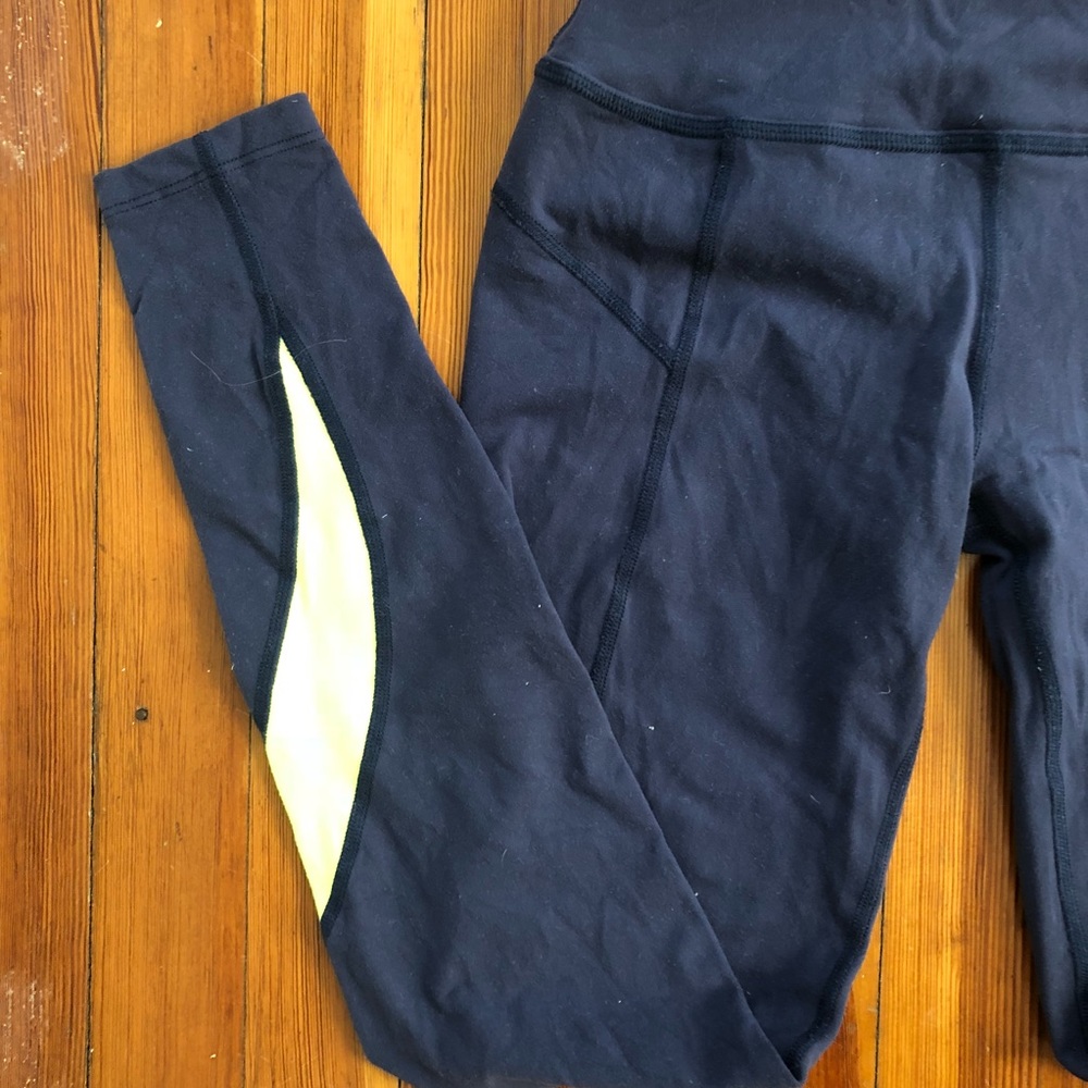 Beyond Yoga Leggings - Picture 2 of 6